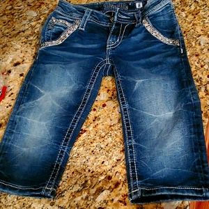 Girls miss me Capri size 8
